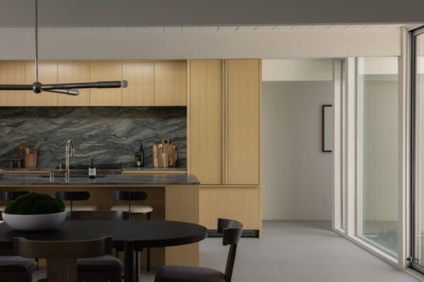 11-web-or-mls-So Gold Photo-11