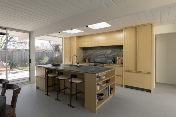 13-web-or-mls-So Gold Photo-13