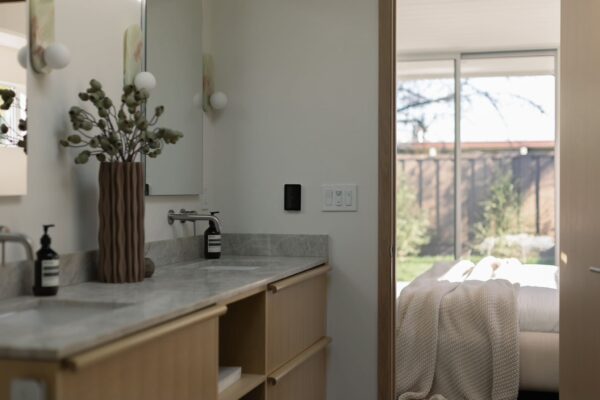 27-web-or-mls-So Gold Photo-27