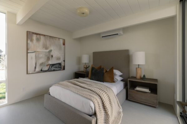 32-web-or-mls-So Gold Photo-32