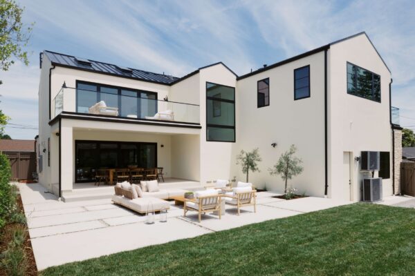 EscobarAve--0008-Edit_50